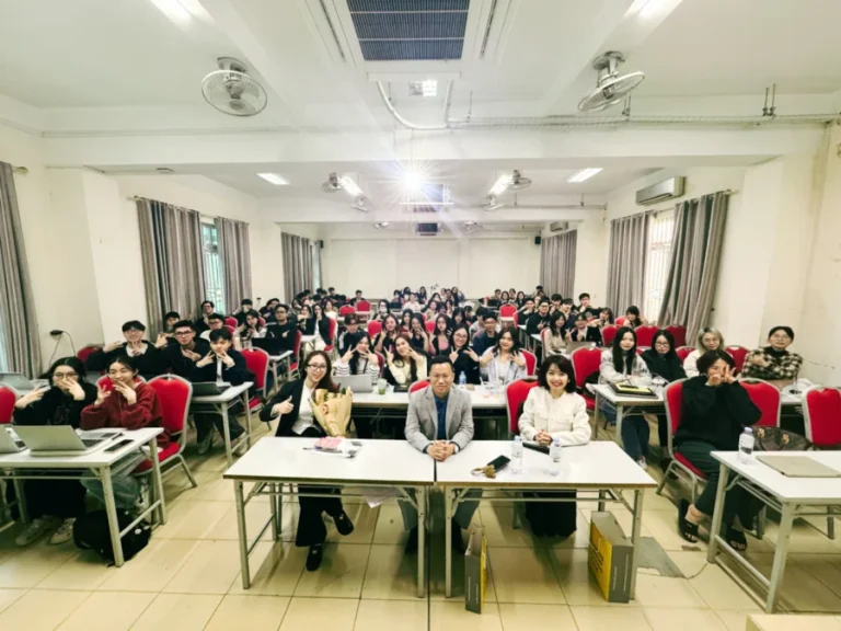 BUỔI CHIA SẺ THỰC TẾ TỪ CHUYÊN GIA ERNST & YOUNG TRONG KHUÔN KHỔ HỌC PHẦN “THUẾ QUỐC TẾ” CHO SINH VIÊN K61 HỆ CHẤT LƯỢNG CAO KINH TẾ ĐỐI NGOẠI