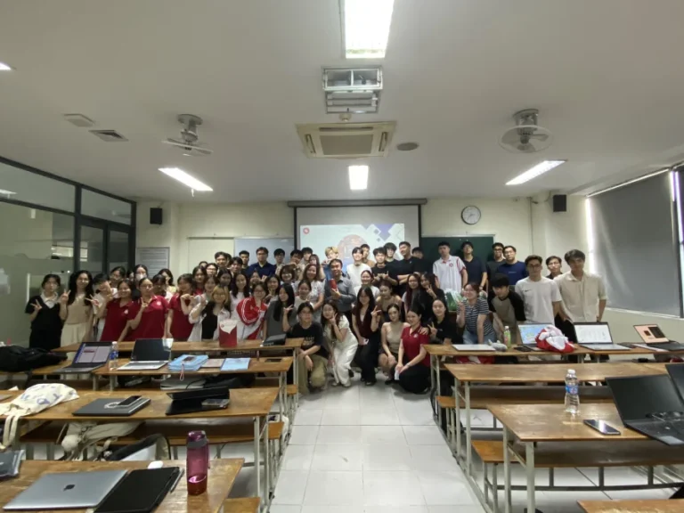 TỌA ĐÀM “SAVOR CAKE – A BUSINESS ECONOMICS CASE STUDY” CHO SINH VIÊN CHẤT LƯỢNG CAO LỚP BUSINESS ECONOMICS (KINH TẾ KINH DOANH) TỪ NHÀ ĐỒNG SÁNG LẬP THƯƠNG HIỆU SAVOR CAKE