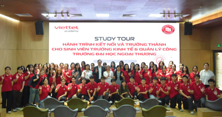 HỌC VIỆN VIETTEL PHỐI HỢP CÙNG TRƯỜNG KINH TẾ & QUẢN LÝ CÔNG – TRƯỜNG ĐẠI HỌC NGOẠI THƯƠNG TỔ CHỨC CHƯƠNG TRÌNH TRAO ĐỔI HỢP TÁC VÀ THAM QUAN, TRẢI NGHIỆM CHO SINH VIÊN KHÓA 65